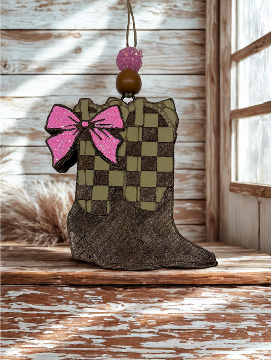 Checkered Boots Freshie